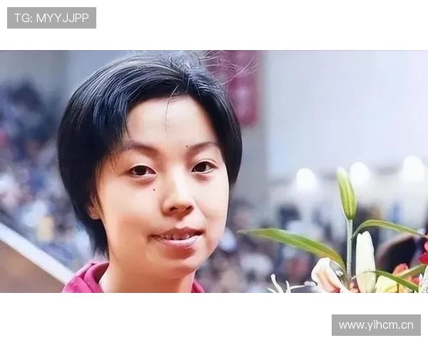 张怡宁穿拖鞋拎菜篮,奖牌好像被收起来了 张怡宁穿拖鞋拎菜篮,奖牌好像被收起来了